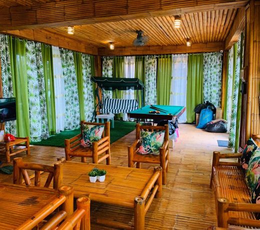 Staycation Private Resort CALAMBA Resthouse 25Pax