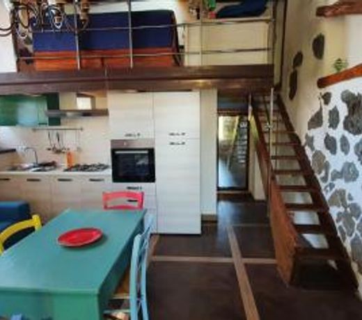 Studio in Aci Bonaccorsi with shared pool and WiFi 8 km from the beach