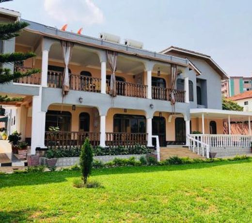 Ezra Boutique Hotel