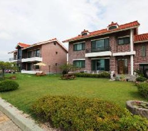 Gyeongju Bomunnamchon Pension