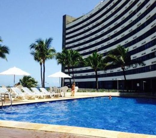 Maravilhoso apartamento 2 quartos vista mar no Ondina Apart