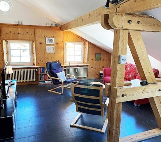 Dachwohnung im Alpenstil, 60m2 fur 2P, mit Garage - BM186