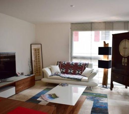 Modern Apartment ëª¨ë íì