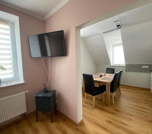 SchÃ¶ne drei Raumwohnung. Hell,stilvoll, gemutlich.