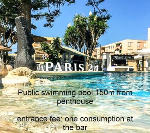 Spectacular penthouse 100m from beach