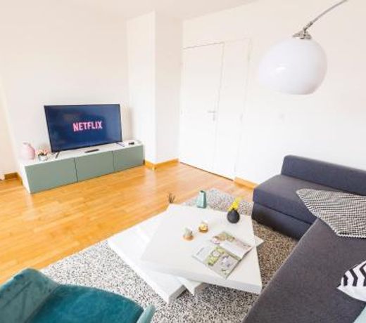 Immotovo - Suite moderne - Paris 8 min - Parking - NETFLIX