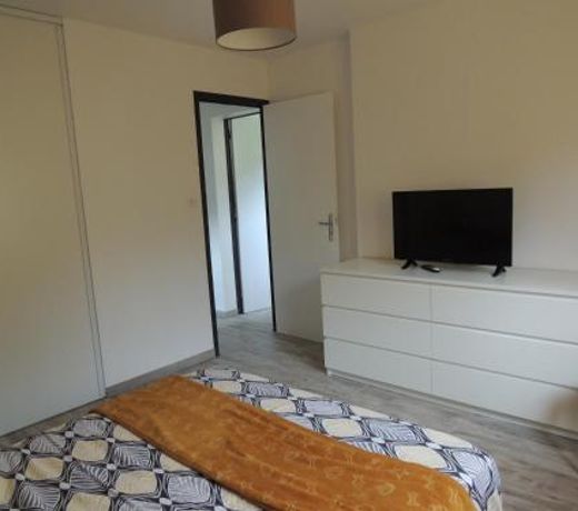 LES CHÃTAIGNIERS APPARTEMENT MEUBLE