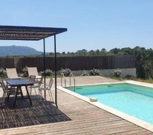 Villa au cÅur du maquis