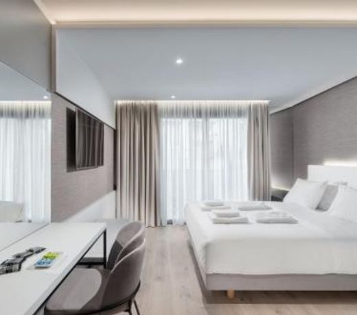 Ivis 4 Boutique Hotel