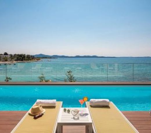 Dedaj Resort - Villa Tina