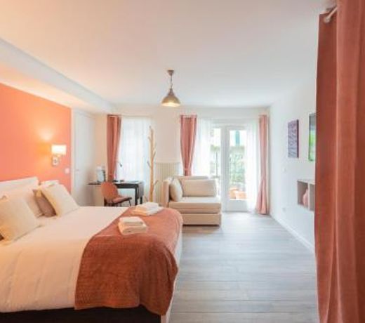Enchanted Como Lake - Tremezzo Apartments by Rent All Como
