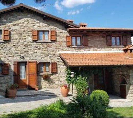 La Sala Vecchia - Lovely Tuscan Holiday house Badia Prataglia, Casentino Valley