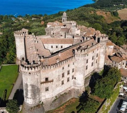 CASA PAOLINA NEL CENTRO DI BRACCIANO