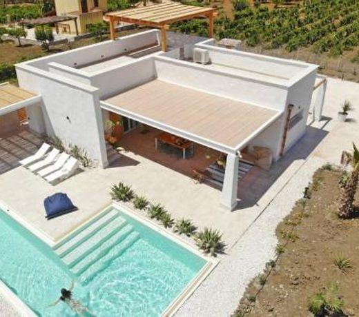 VILLA DELLA QUBBAH with pool