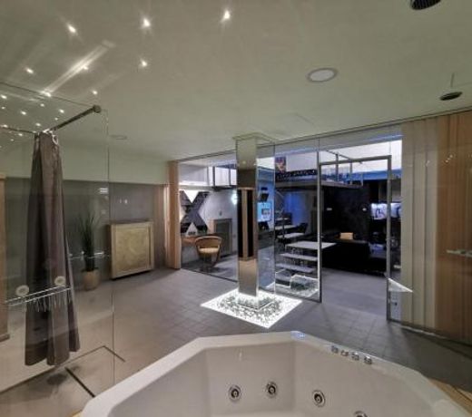 XSpa Apartment cryptocurrency pay available