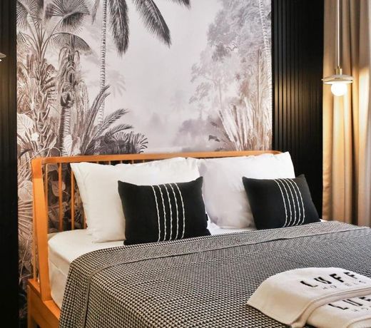 Luff Suites