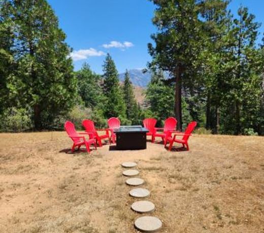 Moonrise Lodge