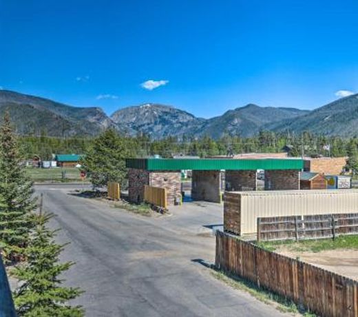 Cozy Downtown Condo, Just Steps to Grand Lake