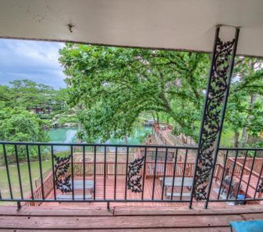 Texas River Haus LD 1683