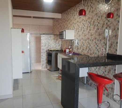Apartamento com suíte, localizado na Avenida Silvio Silva, n 33, bairro Hernani Sa, Ilhéus - Ba, sem garagem