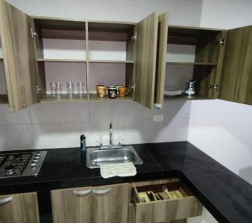 101 SANTYS HOUSE MELGAR apartamento amoblado para 6 personas