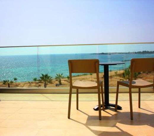 Gold Lagoon Kosher Hotel
