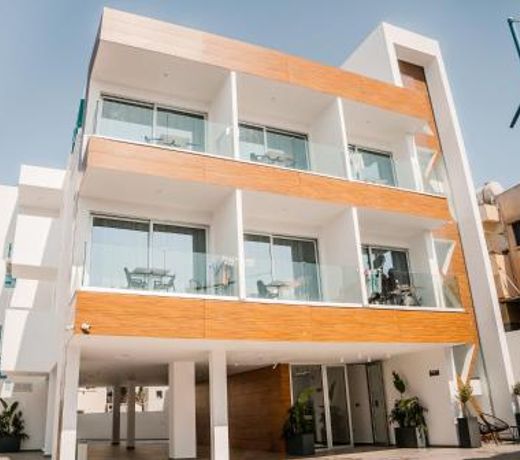 Caramela Luxury Apts