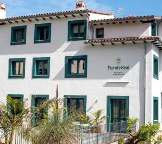 Apartamentos Boutique Fuente Real