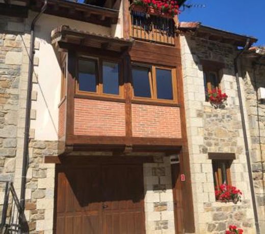 Apartamentos El Puente