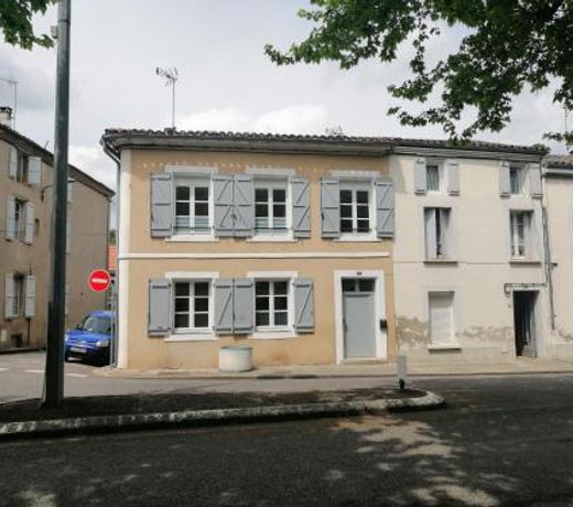 T2 en RDC style industriel en centre ville "Cottage de Moissac"