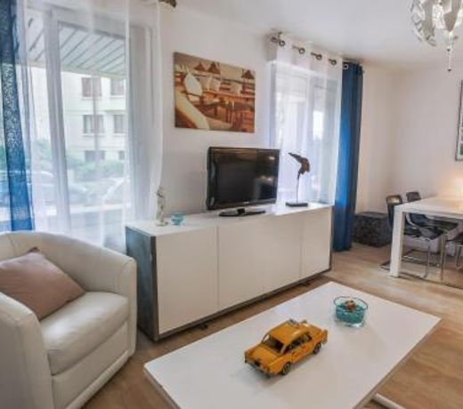 Bright studio at the doors of Paris in Les Lilas - Welkeys