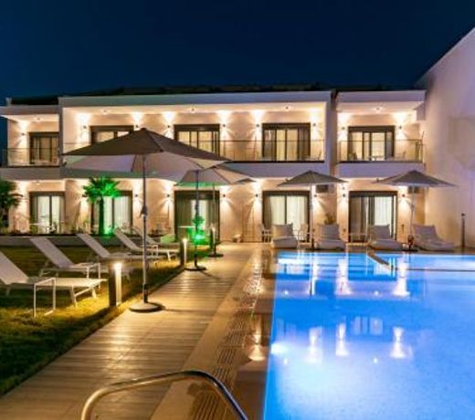 B&D Luxury Suites