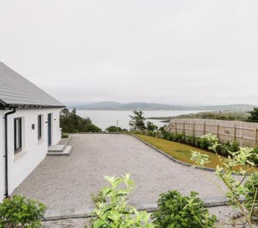 Traeannagh Bay House