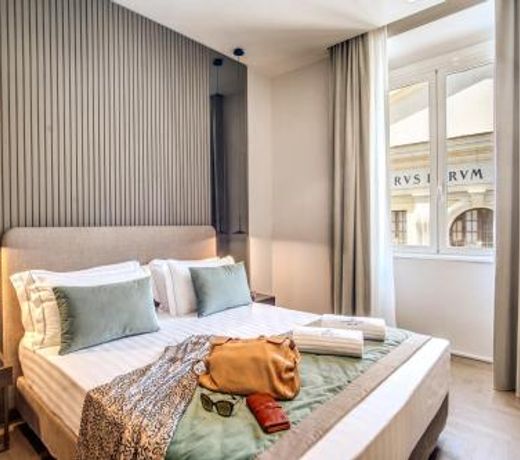 Hotel 77 Seventy-Seven - Maison D'Art Collection