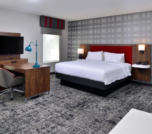 Hampton Inn & Suites Greensboro Downtown, Nc