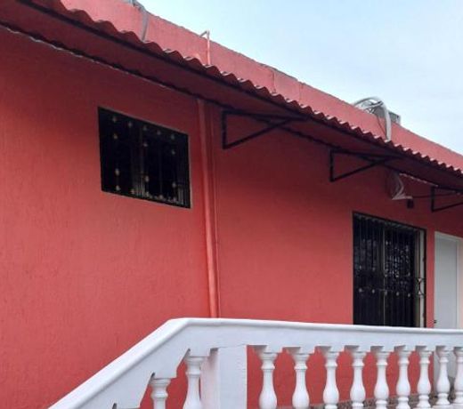Villa lirios