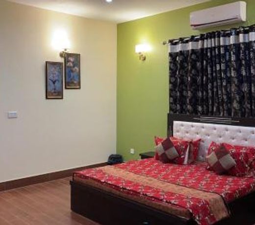 Hotel Executive Lodge