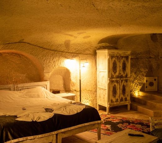 Pome Granate Cave Hotel