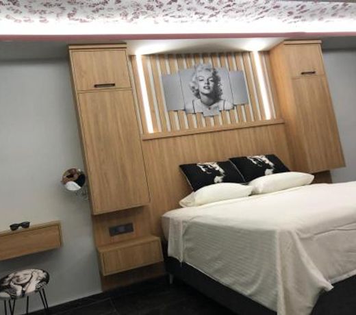 Sofya Suites