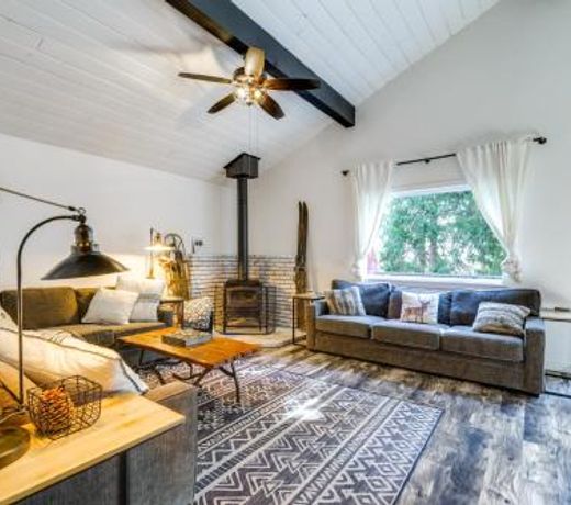 Chic and Modern Cabin Escape by Pinecrest Lake