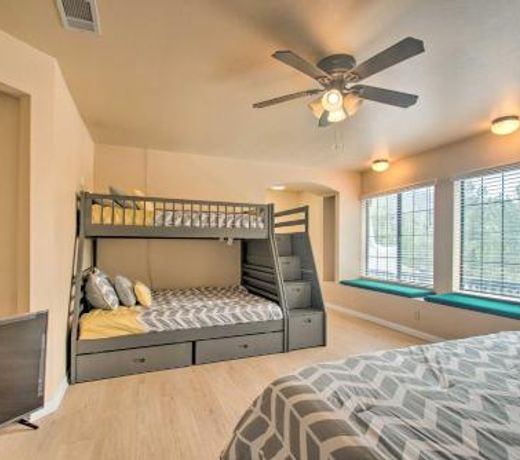 Pine Mountain Club Hideaway with Game Room!