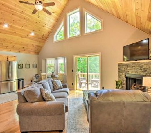 Serene Mountain Cabin Hike, Raft and Sightsee!