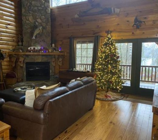 Tree Top Lodge - Gorgeous Lake Cabin with Hot Tub & Magnificent Views of Forests and Mountains! cabin