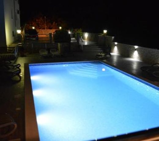 Apartment in Vinišce with Balcony, Air condition, WIFI, Washing machine (4753-1)