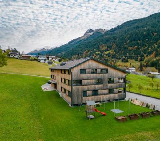 Ferienwohnung "Urlaub am Arlberg"