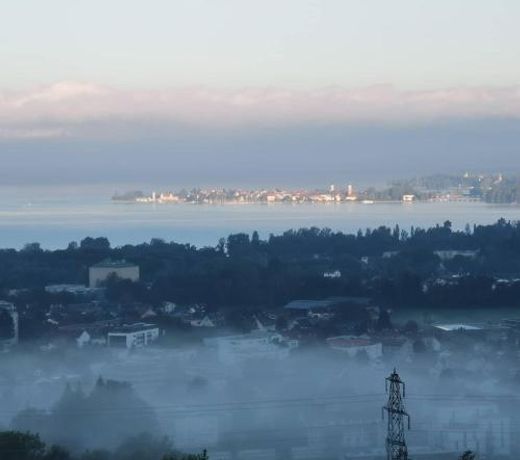 Bauernhaus am PfÃ¤nderhang mit Seeblick