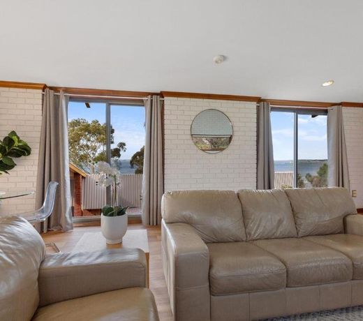 The Flaxman Studio - Panoramic Ocean Views