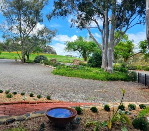 Marananga Cottages