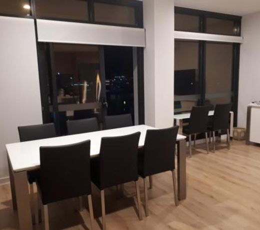 Enjoy a little Luxury in Adelaide CBD - Perfect!