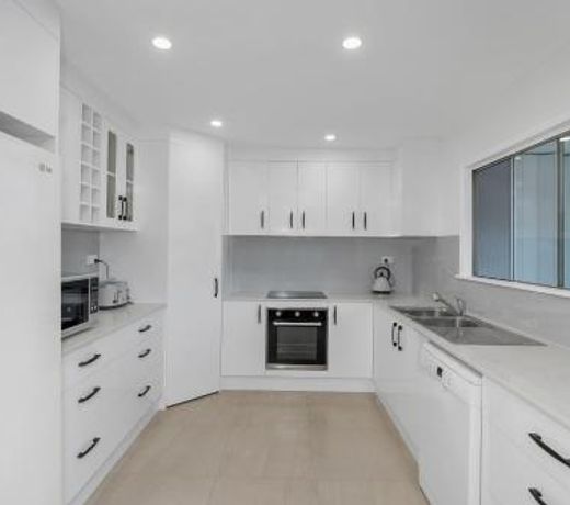 Endeavour Holiday House Clifton Beach